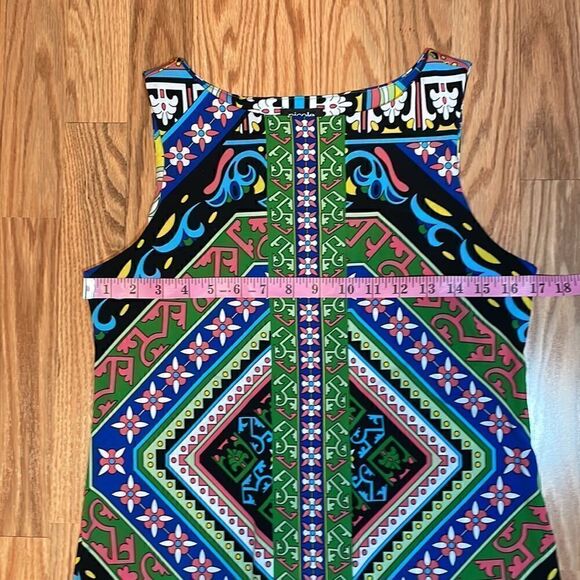 Nicole Miller Sleeveless Shift Dress, green geometric, size small - Picture 6 of 7